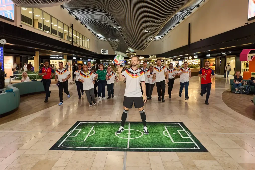 Camill Hauser WM Fußball Freestyle Aktion